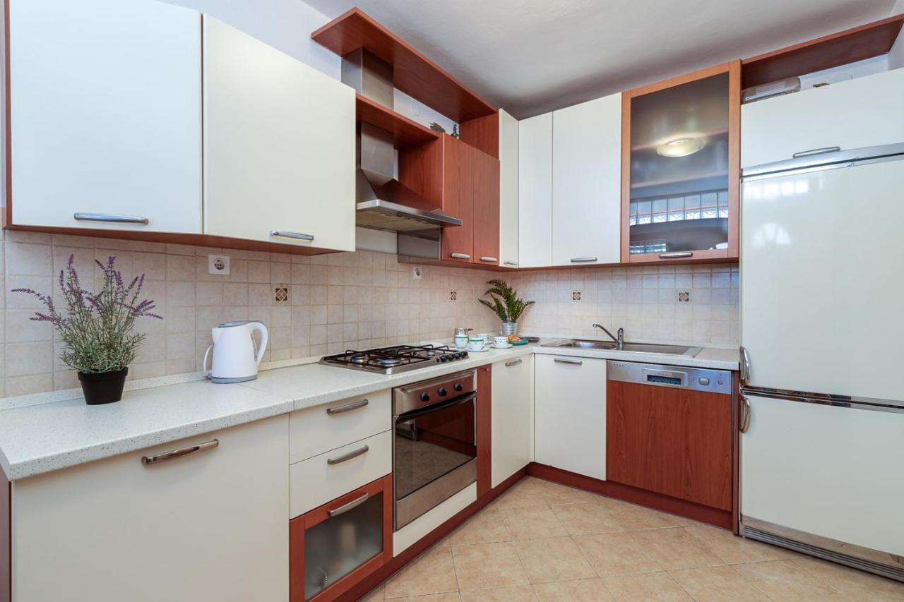 Apartment Sonja Zambratija  Exterior photo